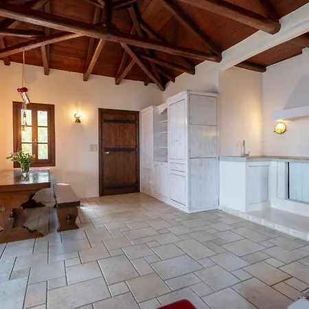 The Wave Whisper By Cypresses Case de vacanță Volos